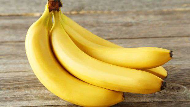 Eat a banana with hot water to lose weight
