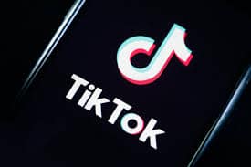 TikTok? 4.7 to 2.0 app rating on the verge of being banned